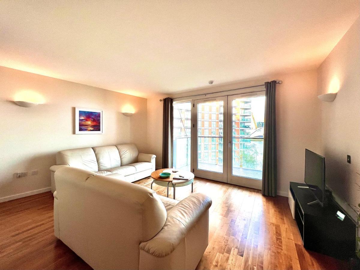 Ferienwohnung Fairmont Avenue E14 9Pq London Exterior foto